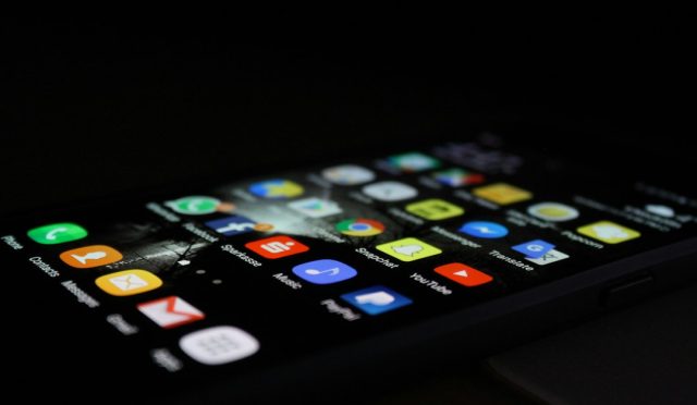 Android telefonda uygulama önbelleği temizleme