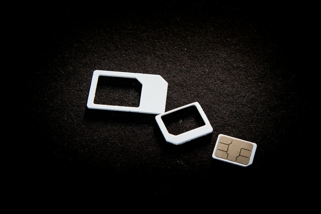 eSIM Nedir? Nasıl Çalışır, Avantajları ve Dezavantajları Nelerdir?