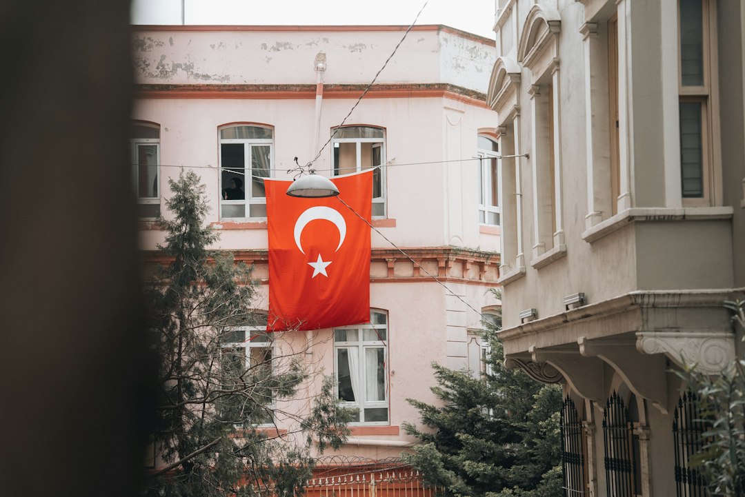 VGM burs başvurusu ve eğitim için Türk bayrağı