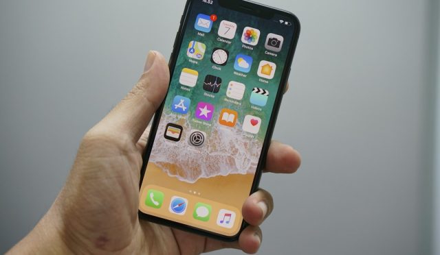 iPhone depolama alanı nasıl boşaltılır rehberi için telefon görseli